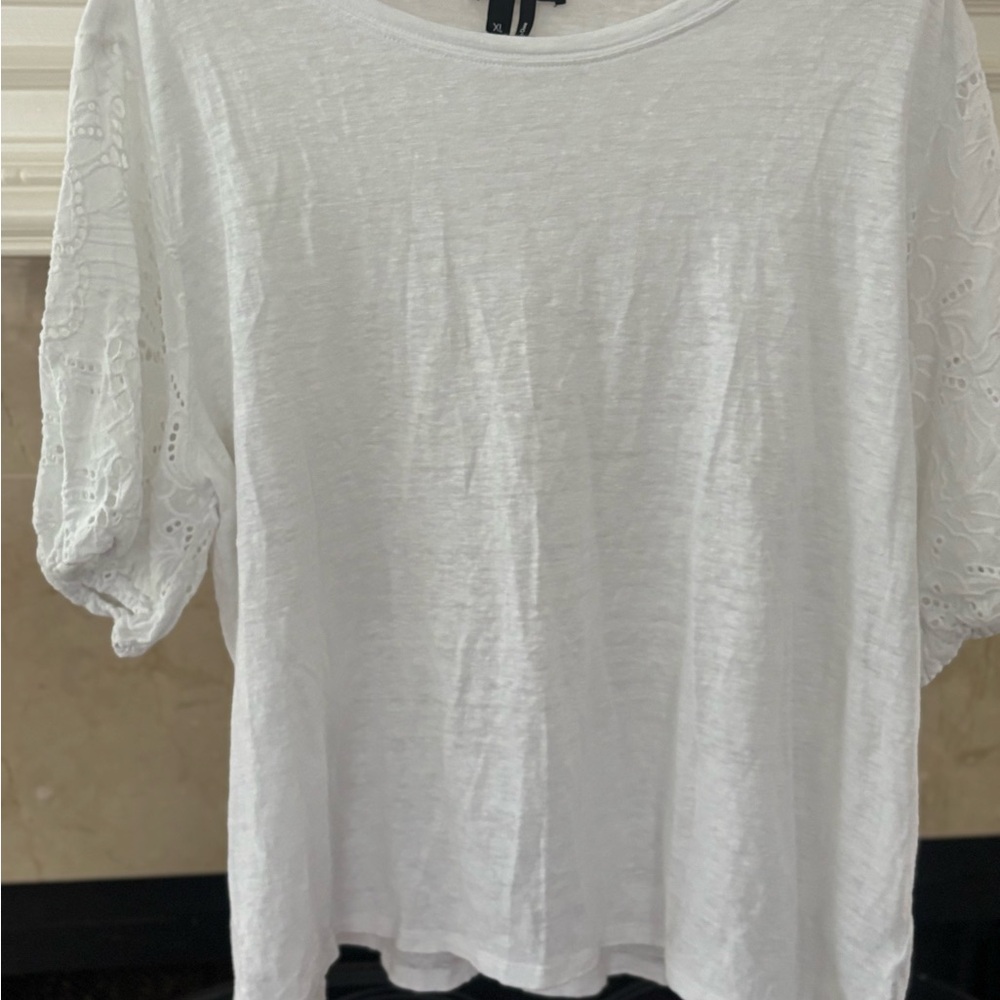 PAIGE White Eyelet Puff Sleeve Tee Top Shirt Blouse